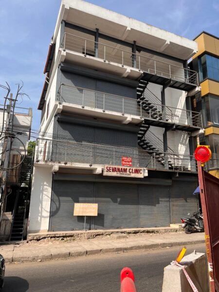 Commercial Office Building (1600 Sq.Ft x 3 Floors) for Rent in Kakkanad, Kochi, Kerala, India – ₹2,50,000/Month