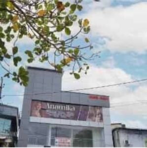 900 sqft Commercial office space available in Aluva Kochi, Kerala, India for Rent- ₹100/sqft .