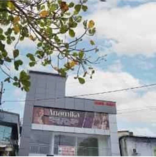 900 sqft Commercial office space available in Aluva Kochi, Kerala, India for Rent- ₹100/sqft .