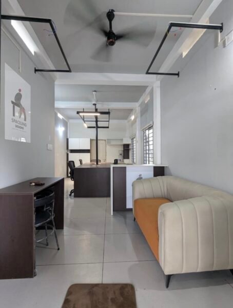 330 sqft commercial office space for rent near Kochi(Ernakulam)Kerala, India - ₹14000/month