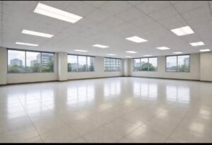 1500 sqft commercial office space for rent in Kochi(Ernakulam), Kerala, India. Rent : ₹80 per sq. ft.