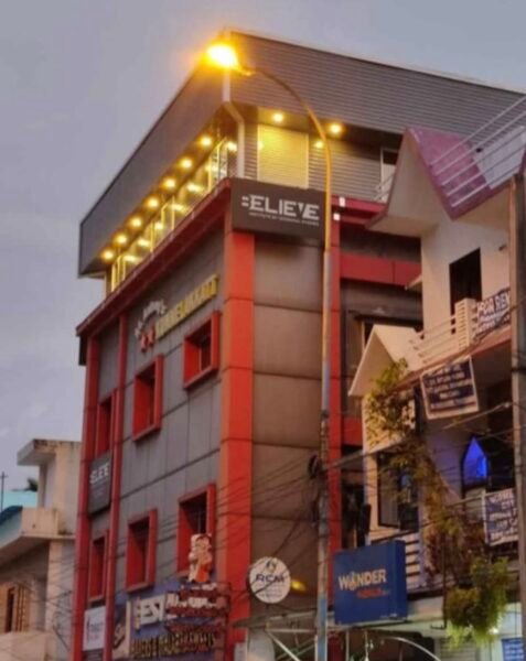Commercial Office space for Rent in Kochi(Ernakulam), Kerala, India. 750 sqf, rent ₹26000/month.