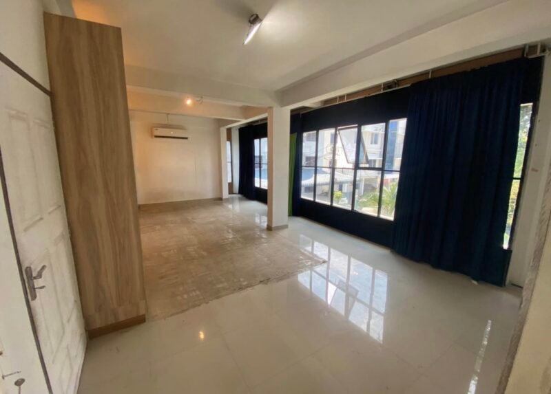 Commercial office space for rent in Kochi (Ernakulam),Kerala, India